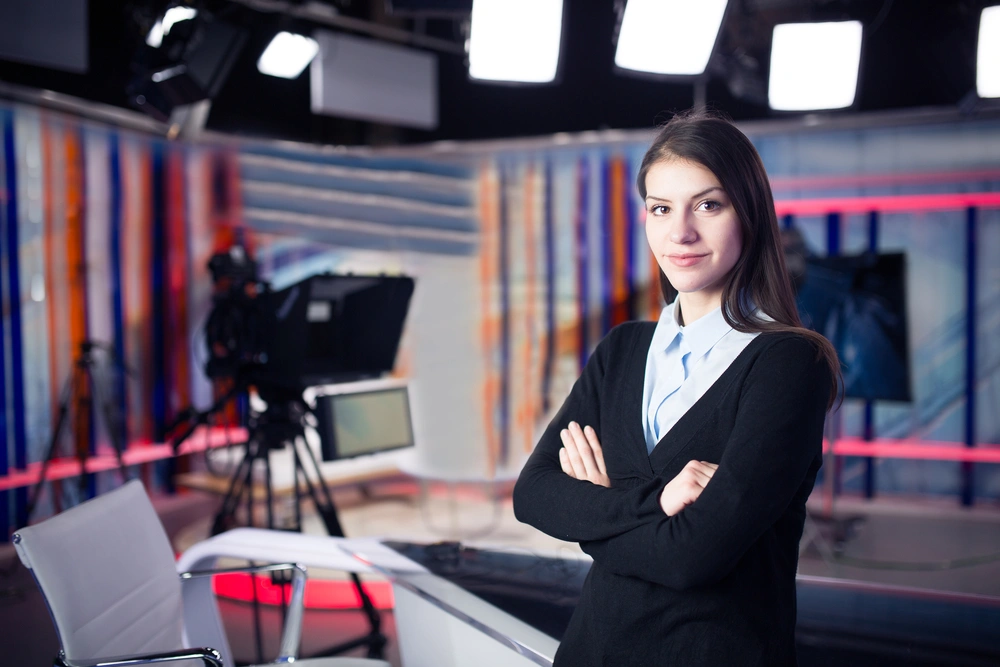 Navigating the Gender Abyss in Journalism