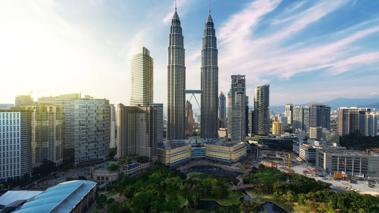 24 hours in Kuala Lumpur – How to make the best of Malaysia’s capital city.