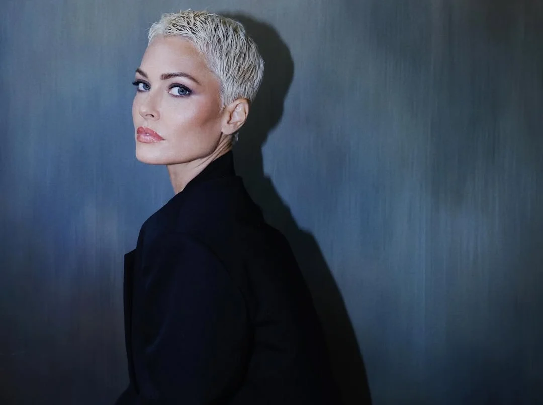 Caroline Receveur From Reality TV to Fashion Empire A Journey of Resilience and Reinvention