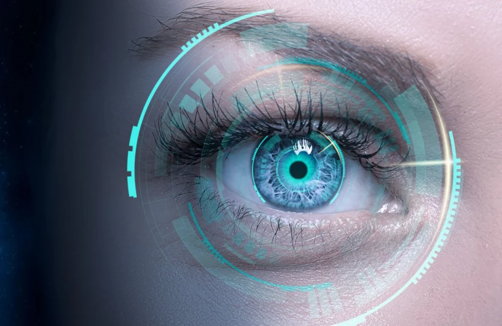 THE WORLD'S FIRST SMART CONTACT LENSES – A REVOLUTIONARY LEAP IN WEARABLE TECH