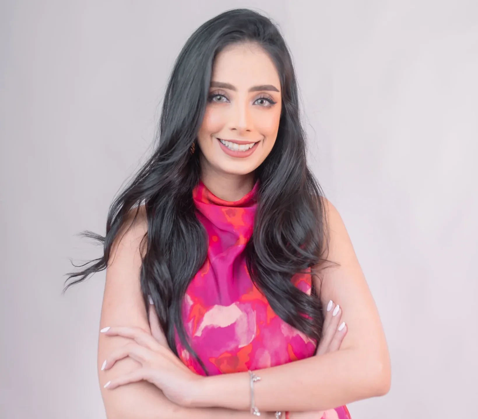Magnav Singapore Welcomes New Leadership as Indira Thawani 1 Magnav Singapore Welcomes New Leadership as Indira (Anju) Thawani Acquires Majority Stake and Takes the Helm