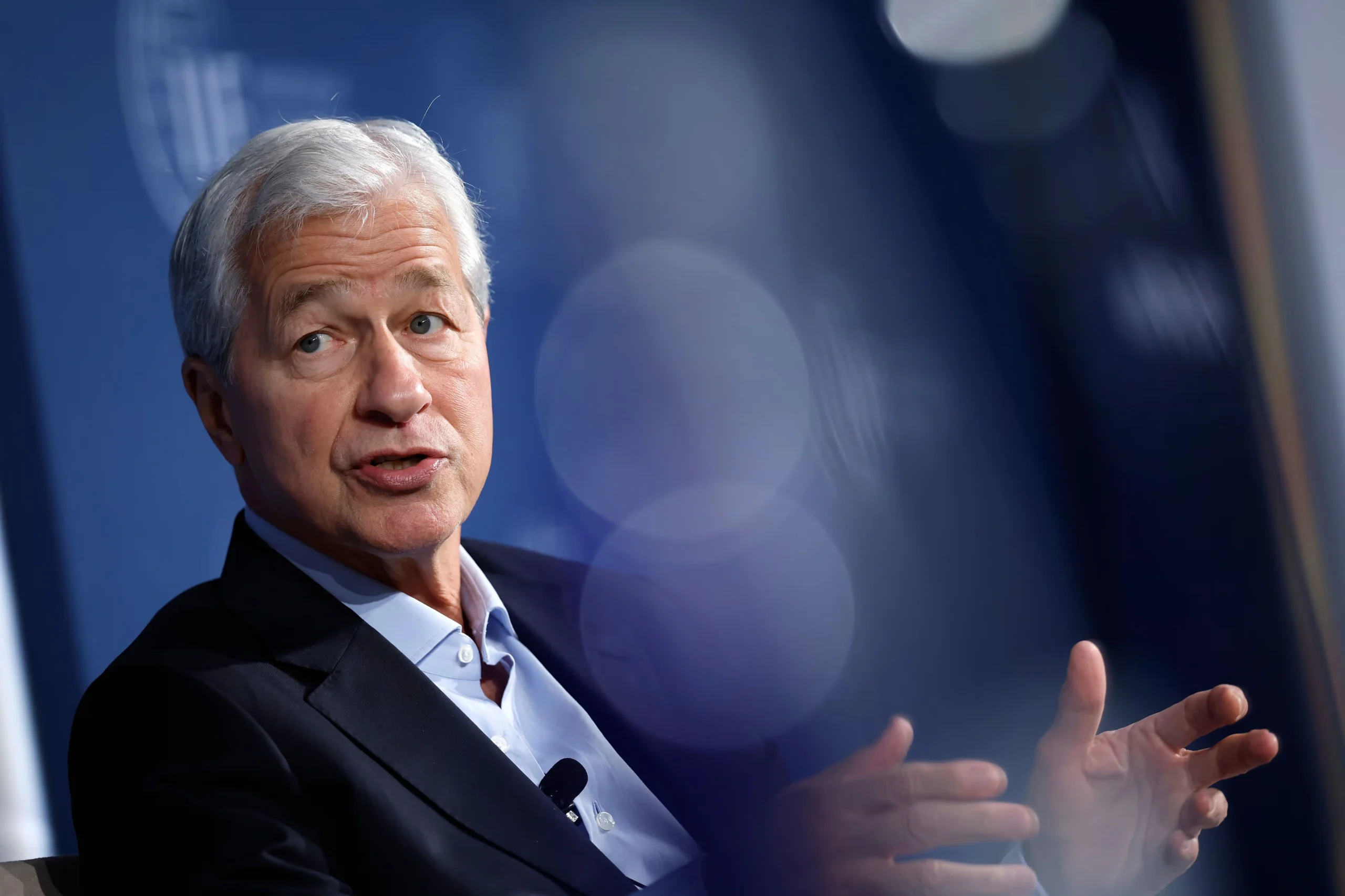 Jamie Dimon How JPMorgan’s CEO Shapes Markets, Policy, and Corporate Culture 3 Jamie Dimon