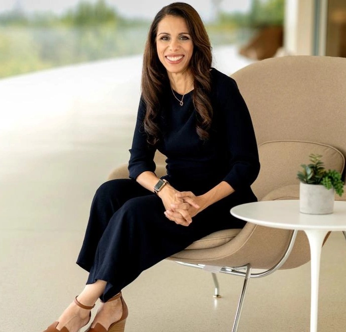 d749c4ab785b960df919ffb388e388ee5d203cb583e1c1f84e598313a6935605 1