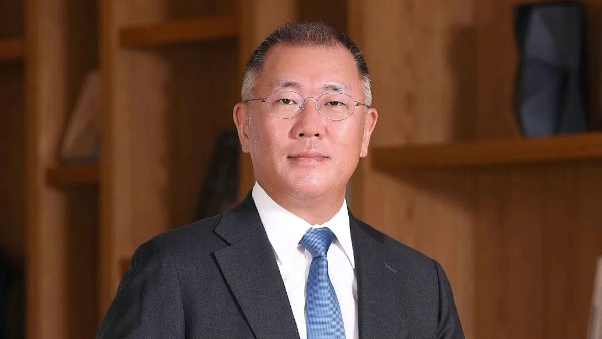 Euisun Chung, The Modern Architect Behind South Korea's Automotive Ascendancy 8 Euisun Chung, The Modern Architect Behind South Korea's Automotive Ascendancy