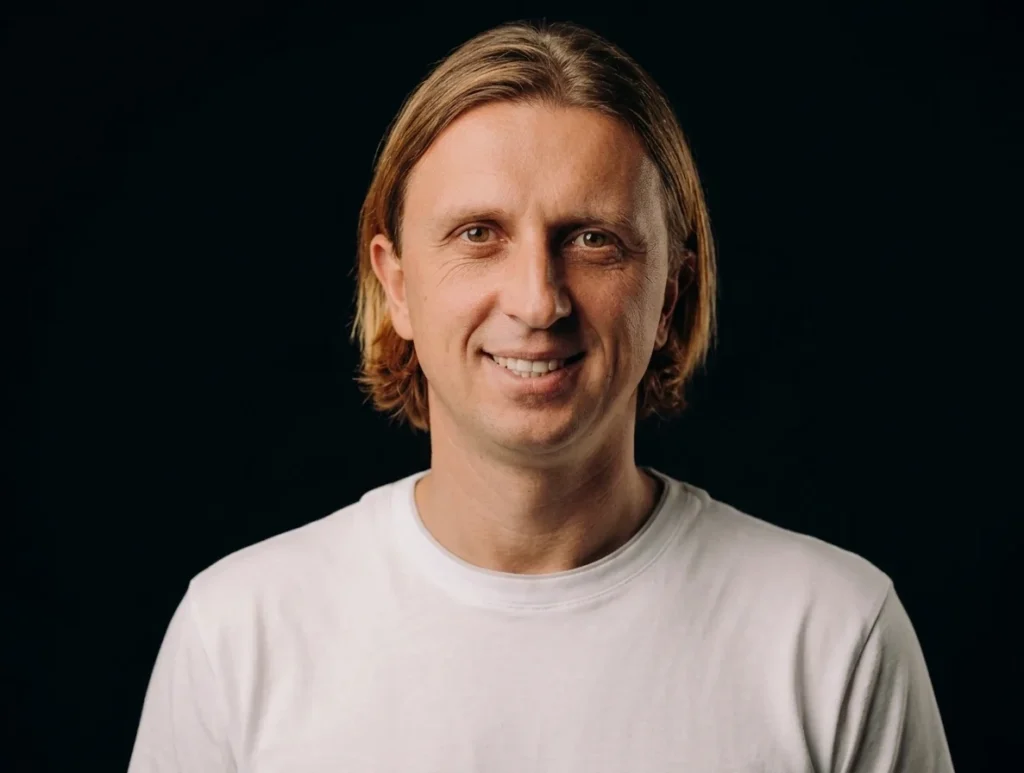 Nik Storonsky, Democratising Global Financial Services